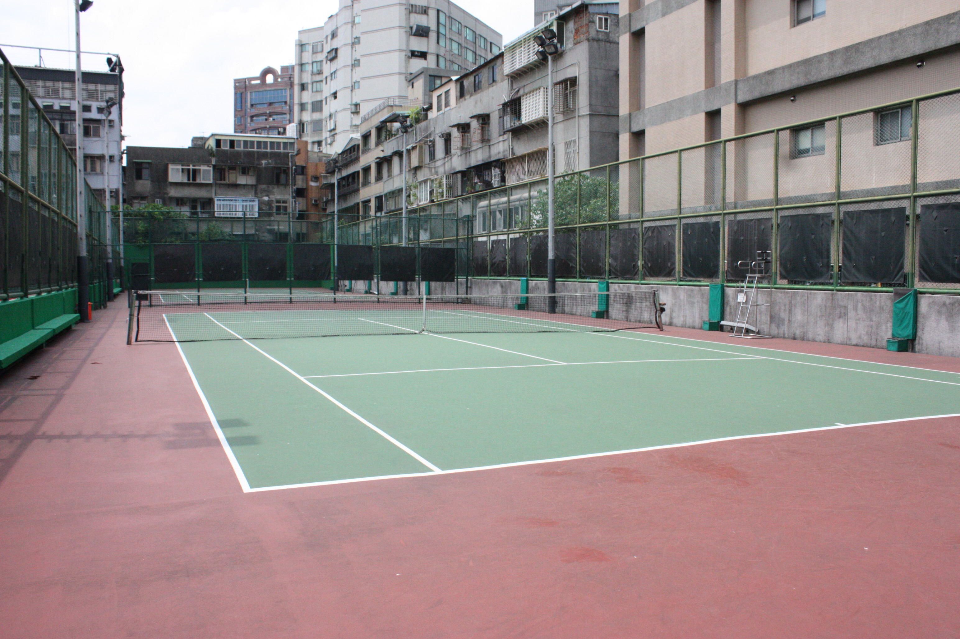 室外網球場(本部、公館)